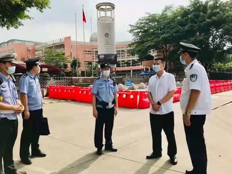  德甲赛季收官战多地冲突，警方部署三千警力维稳